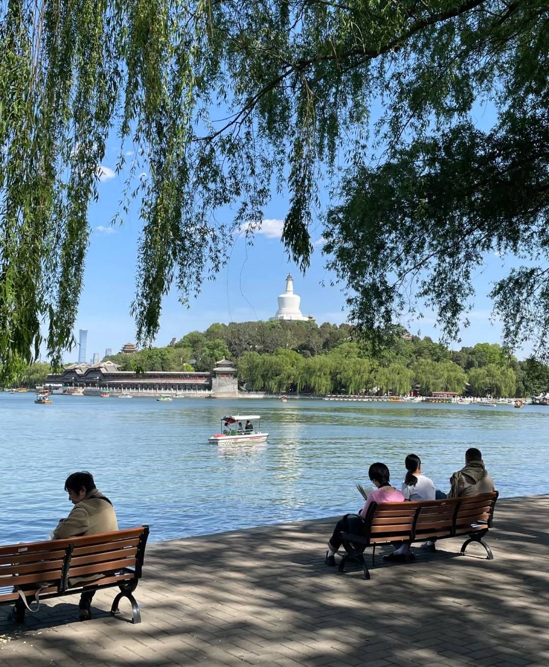 开心旅游推出高端私人订制之旅重新定义北京深度游j9九游真人游戏第一平台解锁京城隐秘之美！途(图2)